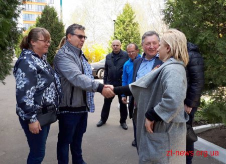 Норвезькі благодійники передали автомобіль для Центру екстреної допомоги у Житомирі