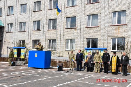 43 юнаків Житомирщини відправили на строкову військову службу