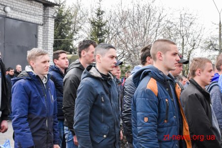43 юнаків Житомирщини відправили на строкову військову службу
