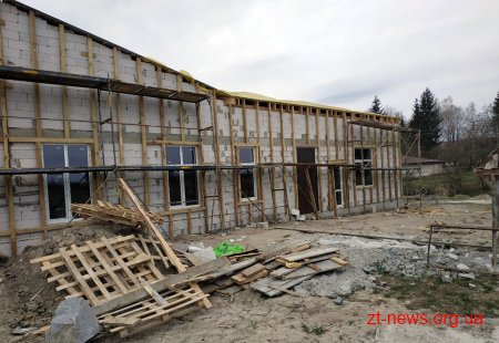 Будівництво сільських амбулаторій нового зразка в області триває