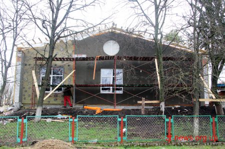 Будівництво сільських амбулаторій нового зразка в області триває