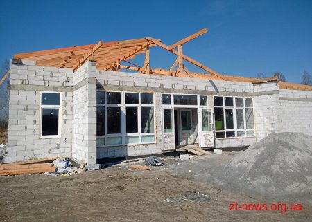 Будівництво сільських амбулаторій нового зразка в області триває