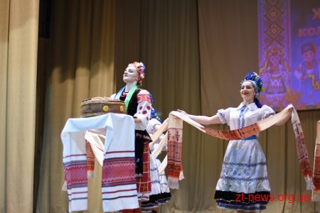Понад 170 дітей-сиріт з усієї області привітали із закінченням навчання