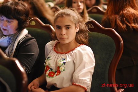Понад 170 дітей-сиріт з усієї області привітали із закінченням навчання