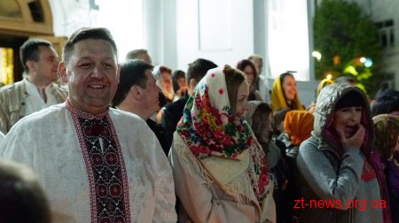 Тисячі житомирян освятили великодні кошики