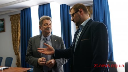 Співробітництво між Україною і Республікою Білорусь є активним на усіх напрямках