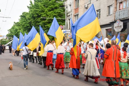 У Житомирі пройшла масштабна Вишивана хода
