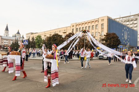 У Житомирі пройшла масштабна Вишивана хода