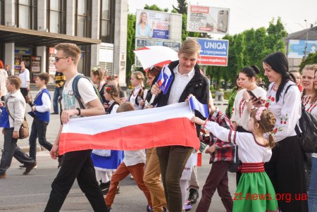 У Житомирі пройшла масштабна Вишивана хода