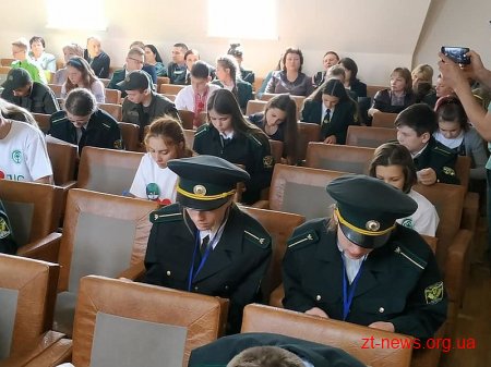 Юні лісівники Овруччини вибороли ІІІ місце в національних змаганнях з лісового господарства