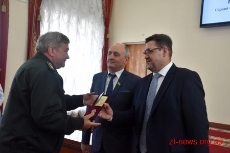 23 сесія обласної ради традиційно розпочалася із нагородження жителів Житомирщини