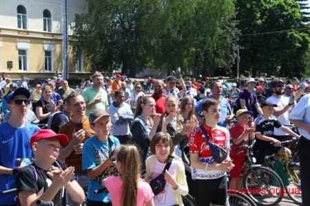 Велодень в Житомирі зібрав понад три тисячі учасників