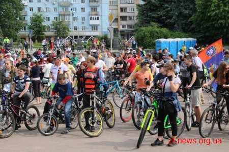Велодень в Житомирі зібрав понад три тисячі учасників