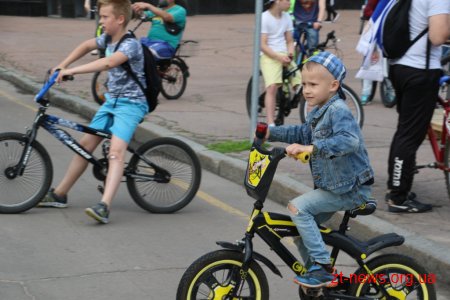 Велодень в Житомирі зібрав понад три тисячі учасників