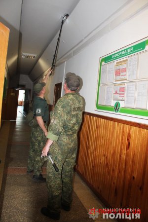 Жодних вибухових пристроїв у вишах Житомира поліція не виявила