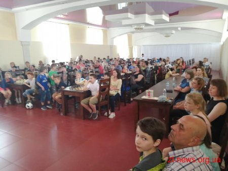 120 спортсменів з різних куточків Житомирщини взяли участь у шаховому турнірі "Золоте Руно"