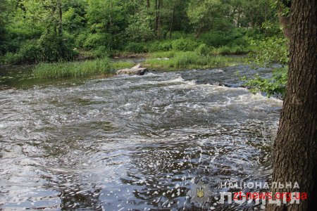 У Житомирі підліток врятував з річки двох малих дітей