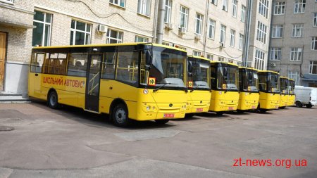 Житомирщина отримала вже 10 закуплених цьогоріч шкільних автобусів