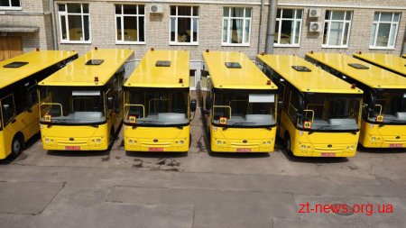 Житомирщина отримала вже 10 закуплених цьогоріч шкільних автобусів