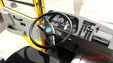 Житомирщина отримала вже 10 закуплених цьогоріч шкільних автобусів