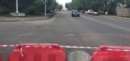 На перехресті вулиць Мазепи та Грушевського у Житомирі провалився колектор