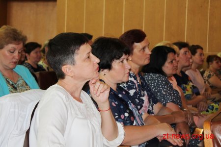 У обласній лікарні ім. О.Ф. Гербачевського привітали медичних працівників