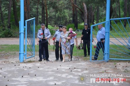 Житомирські поліцейські вшанували пам’ять дільничного, який загинув під час виконання службових обов’язків