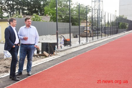 За тиждень на стадіоні «Полісся» тестуватимуть освітлення та накриватимуть трибуну