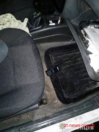 У Житомирі під час крадіжки поліцейські затримали групу офісних злодіїв