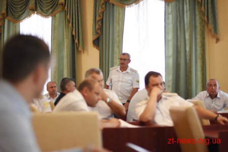 Віталій Бунечко провів нараду з представниками лісомисливських управлінь
