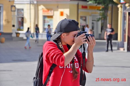 У центрі Житомира відбулися зйомки фільму від організаторів фестивалю «ЖУК»