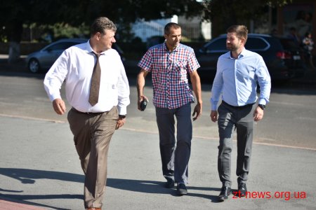 Віталій Бунечко продовжує відвідувати райони області