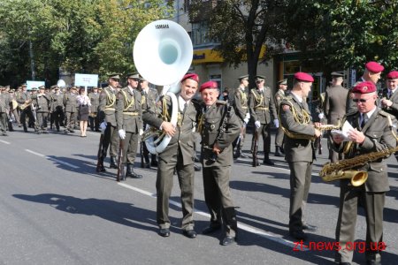 16 військових духових оркестрів пройшлися вулицями Житомира