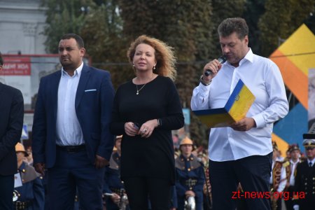 16 військових духових оркестрів пройшлися вулицями Житомира