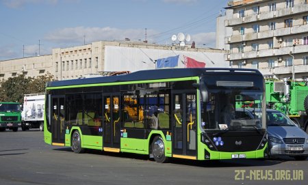 На майдані Соборному триває підготовка до Другого форуму регіонів України та Республіки Білорусь