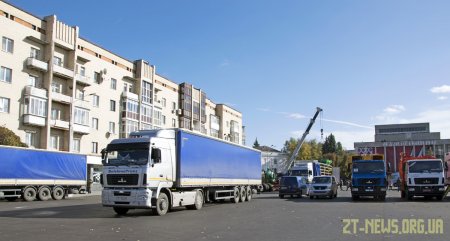 На майдані Соборному триває підготовка до Другого форуму регіонів України та Республіки Білорусь