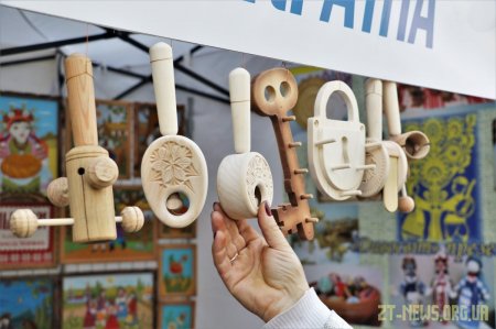 На Михайлівській розпочався ярмарок, де продають білоруську та українську продукцію