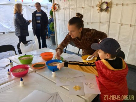 На Михайлівській розпочався ярмарок, де продають білоруську та українську продукцію