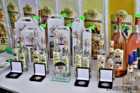 На Михайлівській розпочався ярмарок, де продають білоруську та українську продукцію