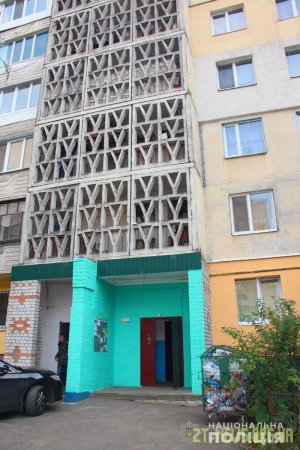 У Житомирі поліцейські затримали підозрюваного у вбивстві чоловіка