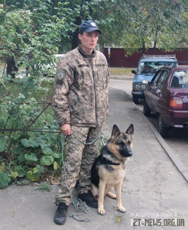 У Житомирі поліцейські затримали підозрюваного у вбивстві чоловіка