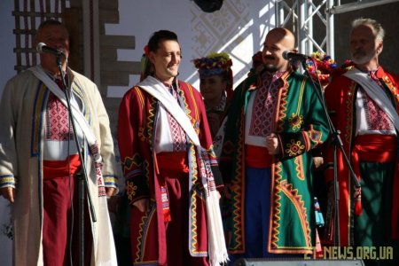 У Житомирі відгуляли Покровське весілля