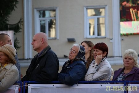 У Житомирі відгуляли Покровське весілля