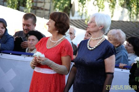 У Житомирі відгуляли Покровське весілля