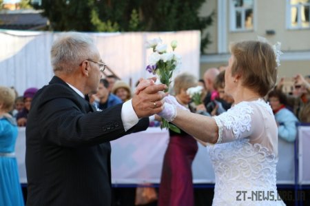 У Житомирі відгуляли Покровське весілля
