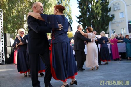 У Житомирі відгуляли Покровське весілля