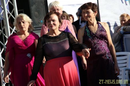У Житомирі відгуляли Покровське весілля