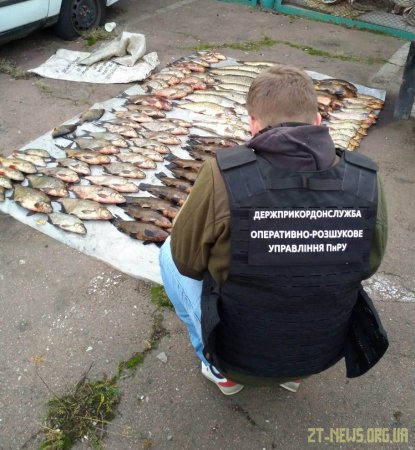 На Тетереві браконьєр ловив рибу 18 сітками