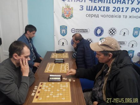 На вихідних у Житомирі проходив чемпіонат України з японських шахів сьогі