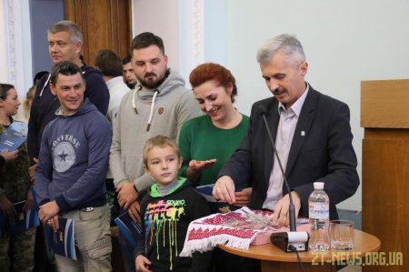 Знімальна група фільму «Вогонь самопосвяти» отримала почесні нагороди